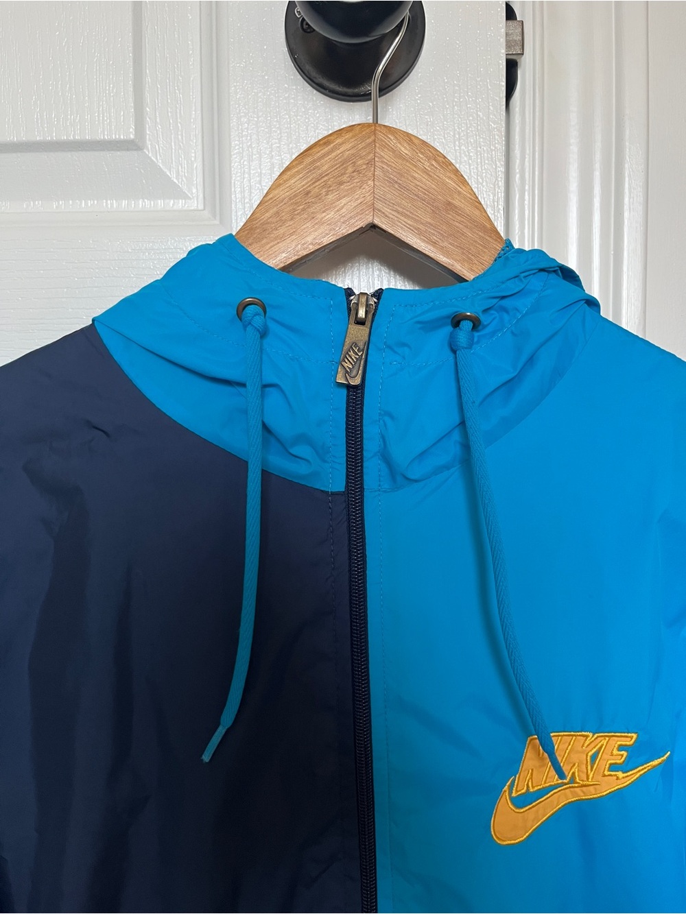 Nike Colourblock Windbreaker Jacket - Blue, Navy & Yellow Gold - Picture 3 of 4